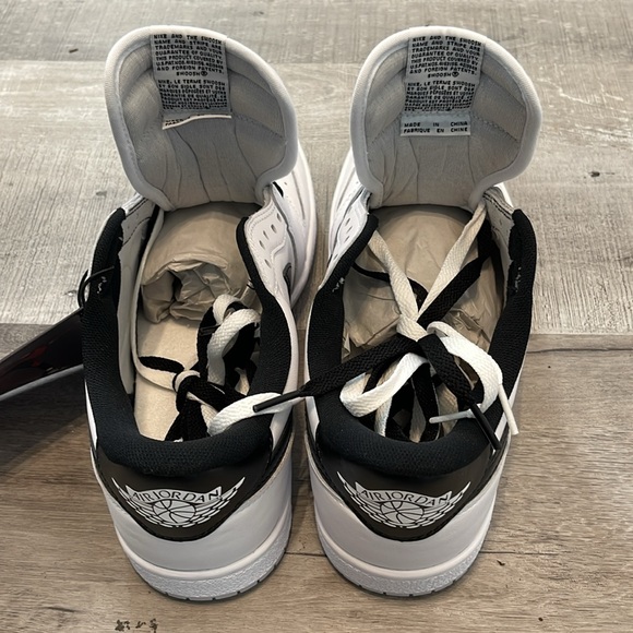 AIR JORDAN 1 LOW 85 - WHITE/BLACK/NEUTRAL GREY - Picture 3 of 6